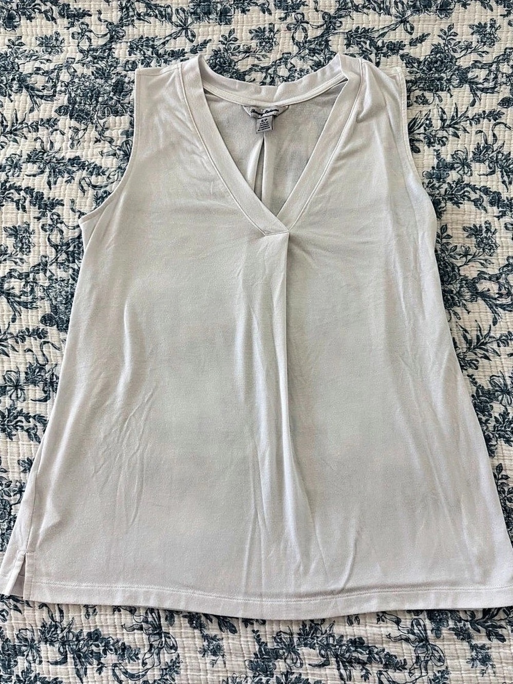 Tommy Bahama Kauai V-Neck Tank White Small